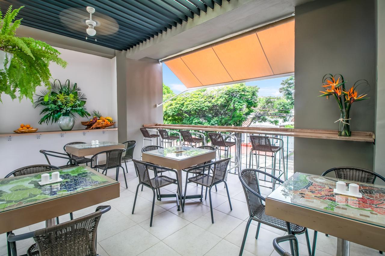 Hotel Casa Vallecaucana カリ エクステリア 写真